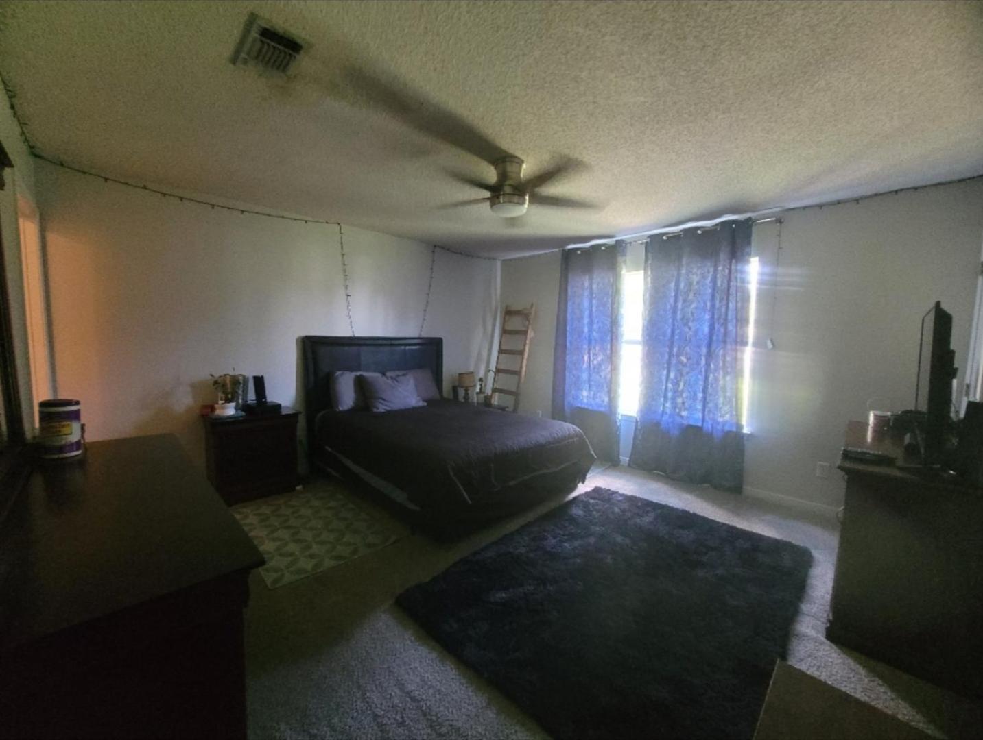 Bedroom Four Minutes From Beach 펜사콜라 외부 사진